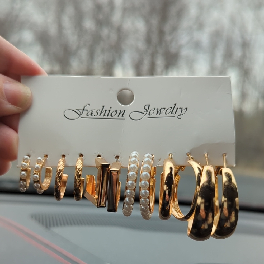 Fashion Jewelry Gold Tone and White Faux Pearl Mixed Earring Set